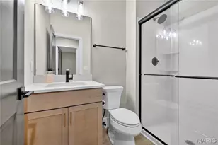 11 N Tealbrook Dr, Saint Louis, MO 63141 - Photo 33