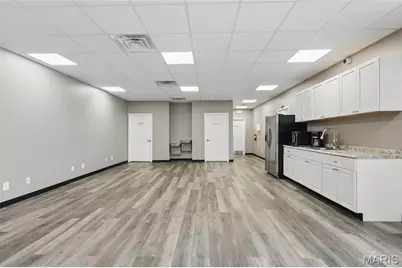 581 E Cherry Street, Troy, MO 63379 - Photo 11