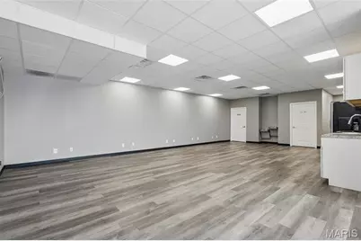 581 E Cherry Street, Troy, MO 63379 - Photo 9