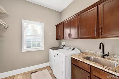 16906 Bottlebrush Court, Chesterfield, MO 63005 - Photo 23