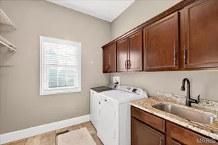 16906 Bottlebrush Ct, Chesterfield, MO 63005 - Photo 23