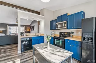 1014 Sugar Creek Ct, Saint Peters, MO 63376 - Photo 9