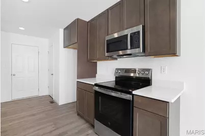 12 Fairmount Grove Drive, Saint Peters, MO 63376 - Photo 9