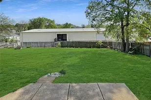 110 E 6th St, Washington, MO 63090 - Photo 31