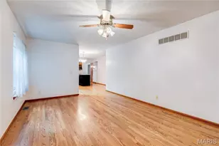 1101 Nathaniel Ct, Hazelwood, MO 63042 - Photo 13