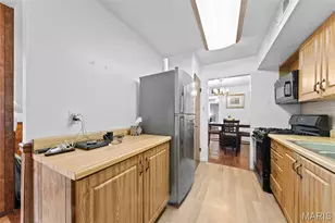 11151 Whispering Oaks Dr, Saint Louis, MO 63136 - Photo 11