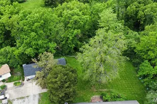 5501 Dober Ln, Saint Louis, MO 63129 - Photo 13