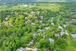 13622 Peacock Farm Rd, Saint Louis, MO 63131 - Photo 3