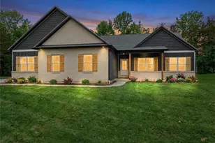 431 Shady Trail Dr, Troy, MO 63379 - Photo 1