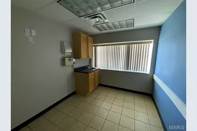 76 Hilltop Village Center Drive, Eureka, MO 63025 - Photo 7