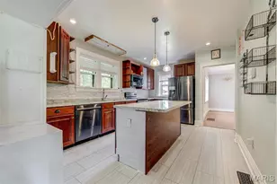 1723 McCready Ave, Saint Louis, MO 63117 - Photo 15
