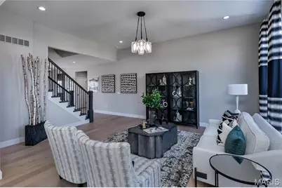 6724 Preservation Parkway, Saint Louis, MO 63123 - Photo 9