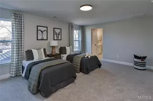 6724 Preservation Pkwy, Saint Louis, MO 63123 - Photo 33