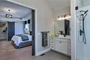 6724 Preservation Pkwy, Saint Louis, MO 63123 - Photo 29