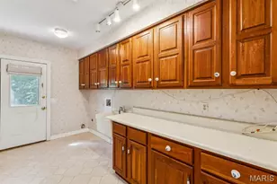 13260 Tall Pine Ct, Town and Country, MO 63017 - Photo 9
