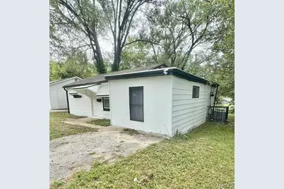 10117 Duke Drive, Saint Louis, MO 63136 - Photo 3