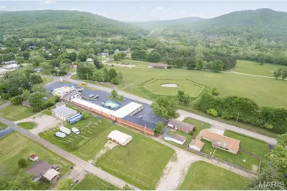 310 N McCune, Pilot Knob, MO 63663 - Photo 15