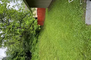 5012 Trailbend Dr, Black Jack, MO 63033 - Photo 3