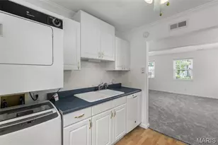 9106 W Swan Cir, Saint Louis, MO 63144 - Photo 13