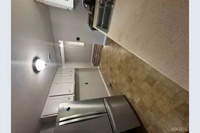 3219 Royalton Avenue, Saint Louis, MO 63114 - Photo 9