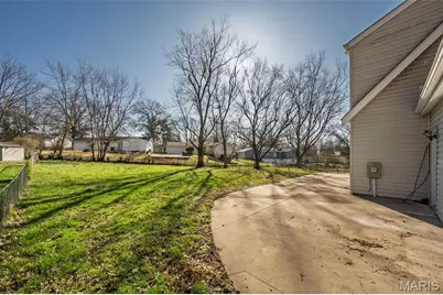 12050 Maidstone Court, Florissant, MO 63033 - Photo 31