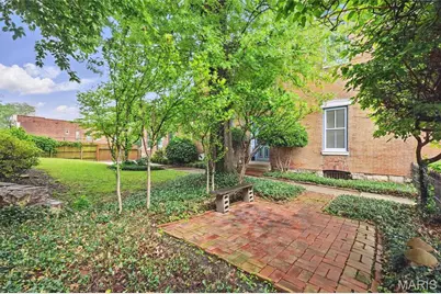 1225 Mackay Place, Saint Louis, MO 63104 - Photo 17