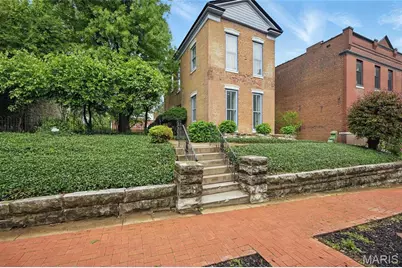 1225 Mackay Place, Saint Louis, MO 63104 - Photo 1