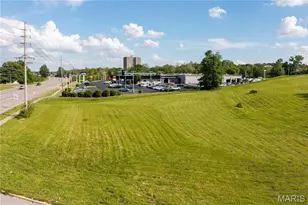 4041 Seven Hills Dr, Florissant, MO 63033 - Photo 3