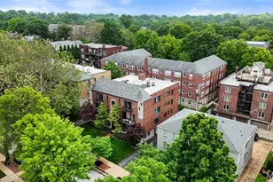 7520 Buckingham Dr, Saint Louis, MO 63105 - Photo 27