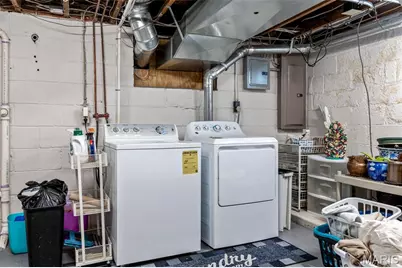 146 N Bemiston Avenue, Clayton, MO 63105 - Photo 39