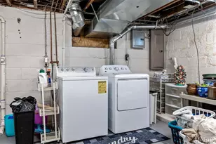 146 N Bemiston Ave, Clayton, MO 63105 - Photo 39