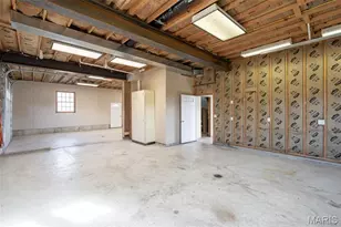 2380 Hwy Jj, Elsberry, MO 63343 - Photo 29