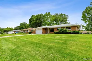 11550 Rock Hampton Dr, Hazelwood, MO 63138 - Photo 3