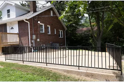 40 Sunset Court, Pasadena Park, MO 63121 - Photo 7