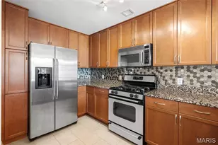 4909 Laclede Ave, Saint Louis, MO 63108 - Photo 7