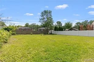 8364 Fullerton Ave, University City, MO 63132 - Photo 13