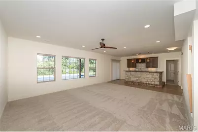 111 N Mosley Road, Saint Louis, MO 63141 - Photo 25