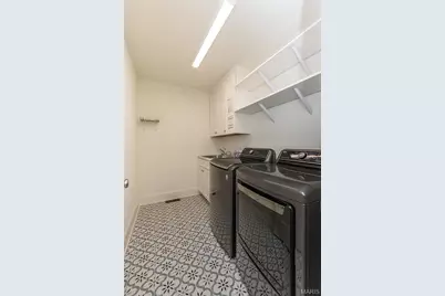 111 N Mosley Road, Saint Louis, MO 63141 - Photo 13