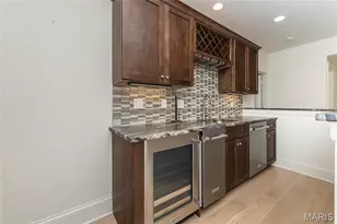 111 N Mosley Rd, Saint Louis, MO 63141 - Photo 27