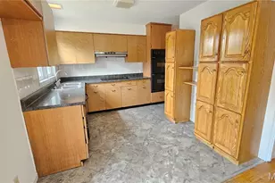 9117 Tiber Ct, Affton, MO 63123 - Photo 23