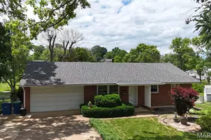 9117 Tiber Ct, Affton, MO 63123 - Photo 3