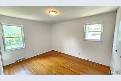 9117 Tiber Court, Affton, MO 63123 - Photo 15