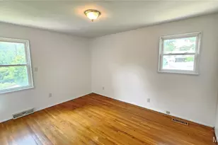 9117 Tiber Ct, Affton, MO 63123 - Photo 15