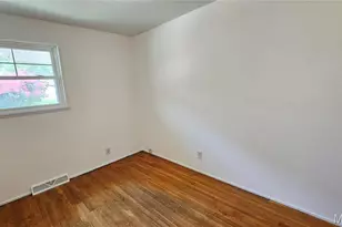 9117 Tiber Ct, Affton, MO 63123 - Photo 17