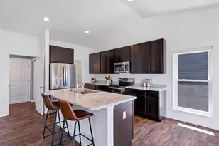 325 Dropseed Dr, Wentzville, MO 63385 - Photo 9