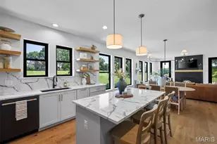 501 Fairway Oaks Dr, Eureka, MO 63025 - Photo 21