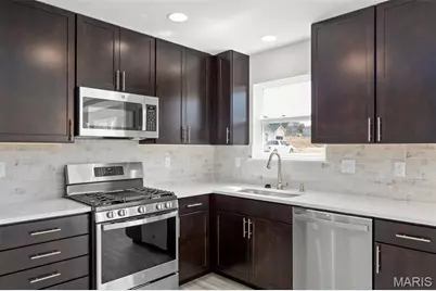 2 Arlington At River Bluffs Meadows, Florissant, MO 63031 - Photo 11