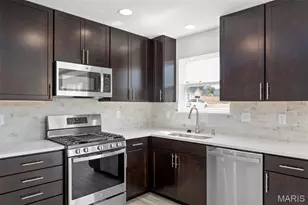 2 Arlington At River Bluffs Meadows, Florissant, MO 63031 - Photo 11