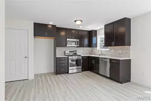 2 Arlington At River Bluffs Meadows, Florissant, MO 63031 - Photo 15