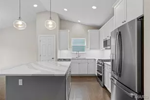 2 Maple At River Bluffs Manors, Florissant, MO 63031 - Photo 23